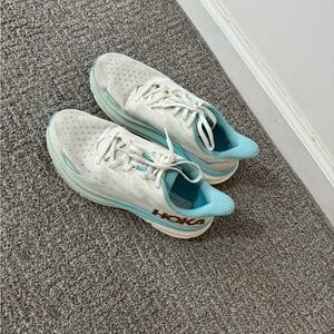 Hoka Women's Clifton 9